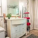 Rose By Interhome * Traunkirchen